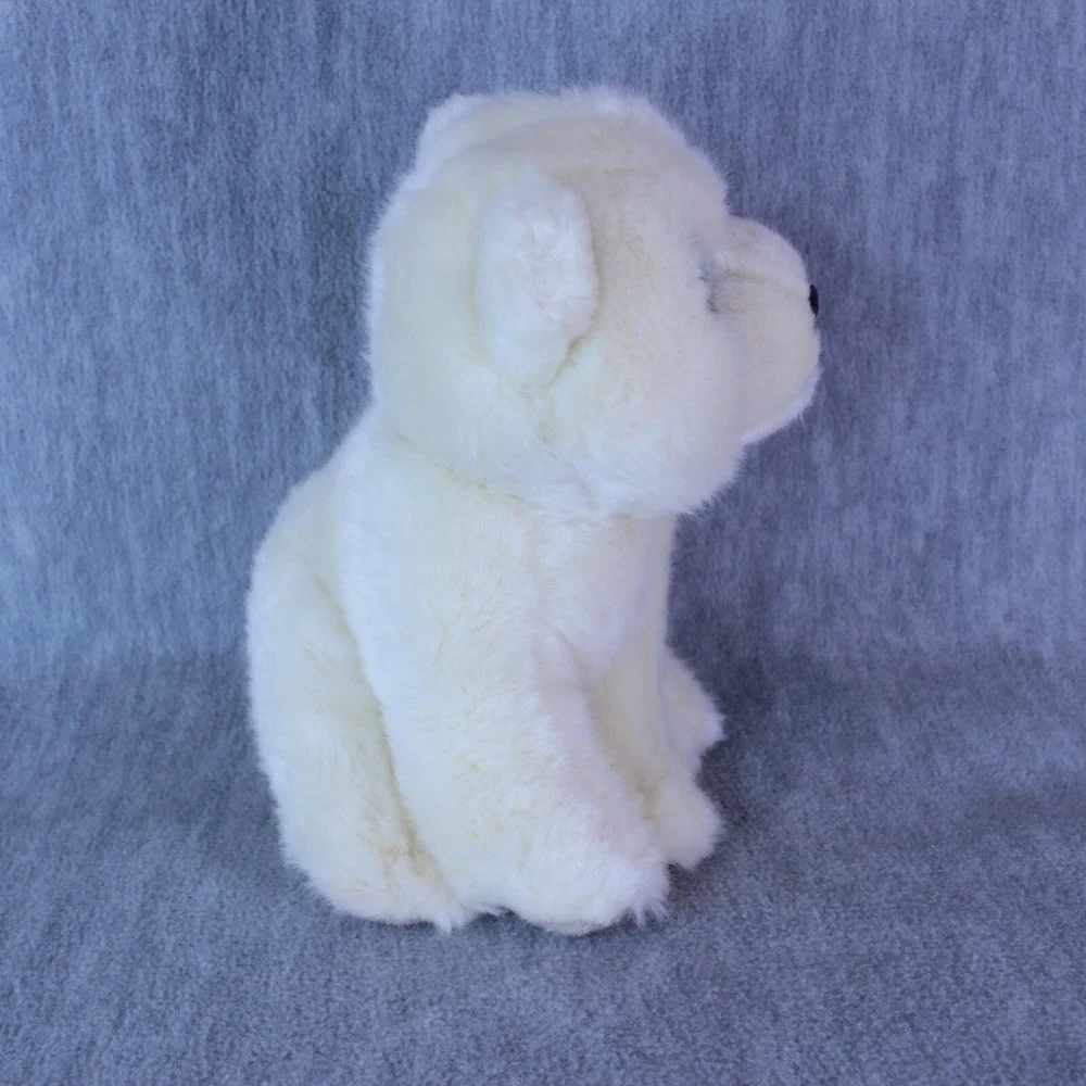 POLAR BEAR Sitting 8
